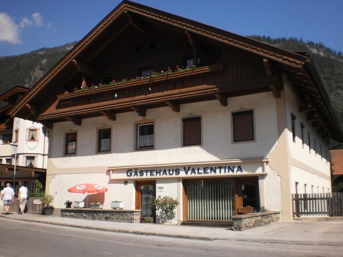 Gästehaus Valentina Mayrhofen Exterior foto